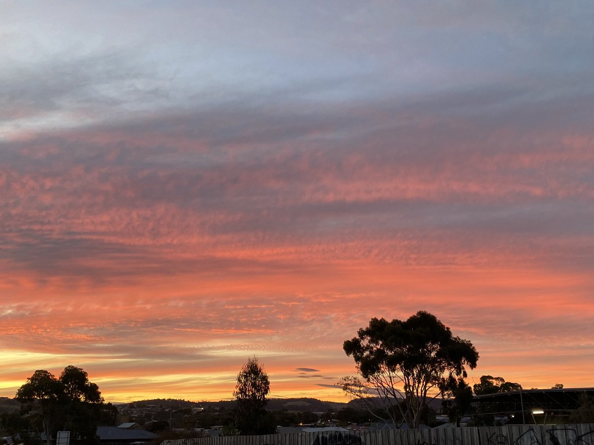 damn Tassie skies are nice, you could probably see them at F.I.S.T. If u went