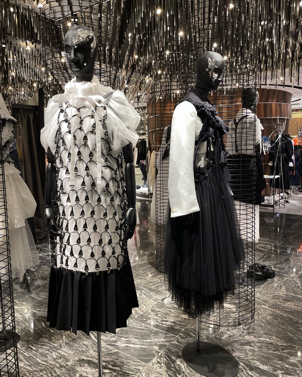 24SS ノワールケイニノミヤショートパンツ Noir Kei Ninomiya レイヤード ショートパンツ | ブラック | FARFETCH JP