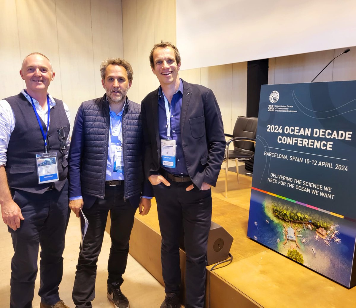 UN Decade of Ocean Science, hosted by @UNESCO in Barcelona, allowed for major figures of the plankton world to meet! 🌊 Here; @Doumeizel , head of the Plankton Manifesto, @romaintrouble ,director of the @TaraOcean_ , and @steve_swi , director of the @PlymouthMarine ! #plankton