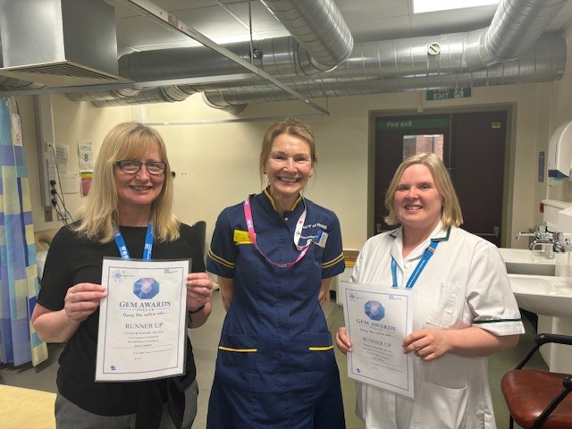 GEM Awards💎presented to Joanne Roberts as runner up in Leadership and Janet Perkins, runner up in professional excellence. Very well done to both 👏👏 @hejack64 @janwils42401735 @MFT_CSS @TraffordHosp