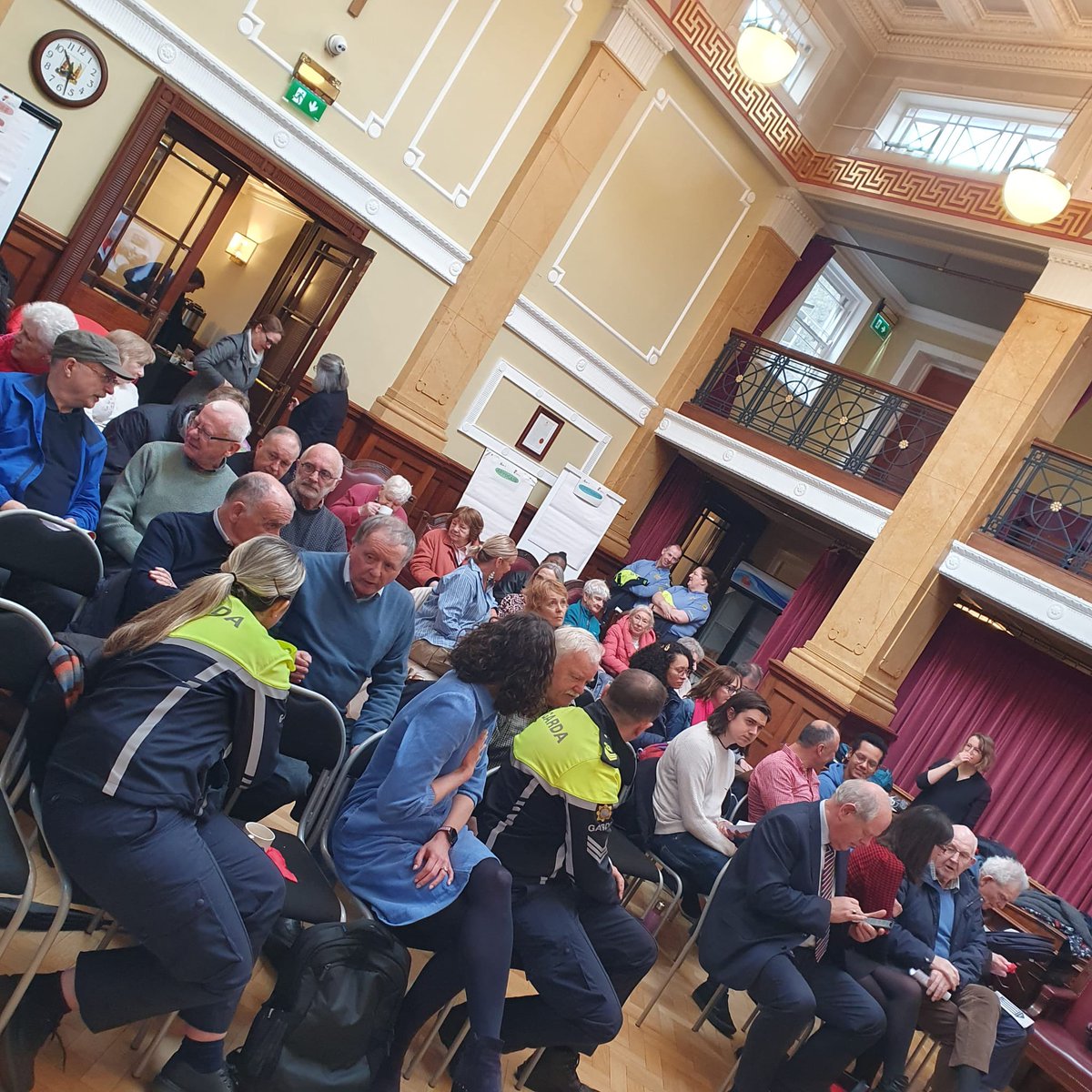 A full house in City Hall yesterday for @corkcitycouncil Age Friendly Strategy consultation - listening to the voice of local older citizens and the younger voice too to inform their #agefriendly programme strategy 👏