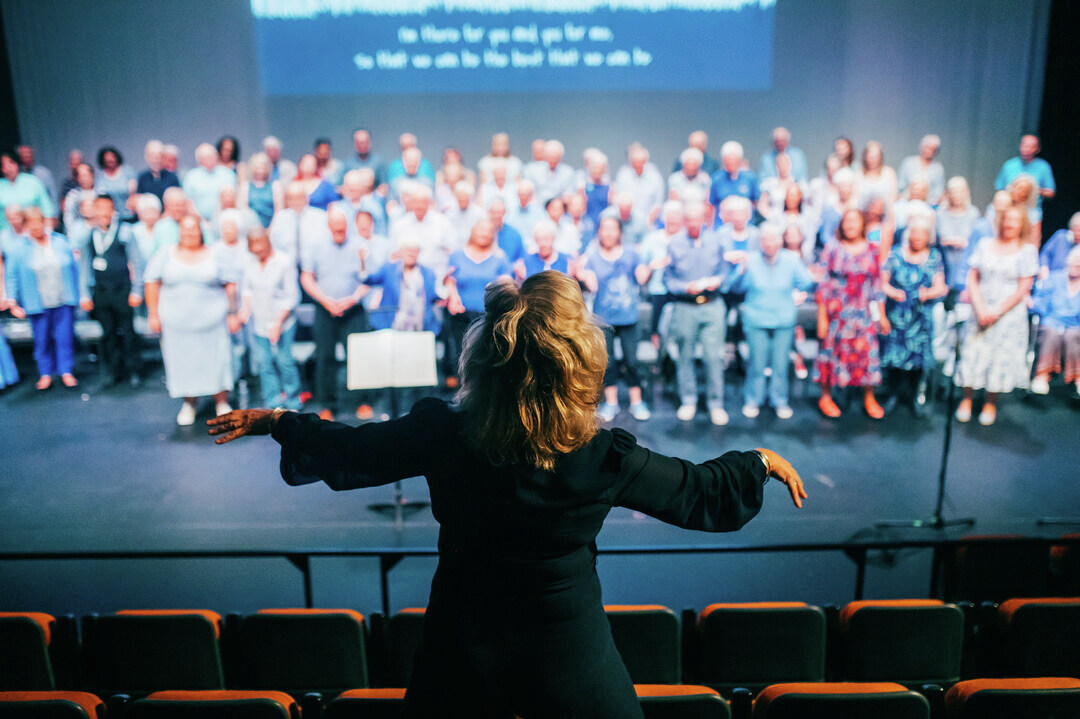 On Sunday 28th April, our community choristers from Cardiff and Newport will take to the Dora Stoutzker Hall stage at the @RWCMD to perform Demenstoria - a moving artistic exploration of the reality of living with and alongside dementia rwcmd.ac.uk/events/forget-…