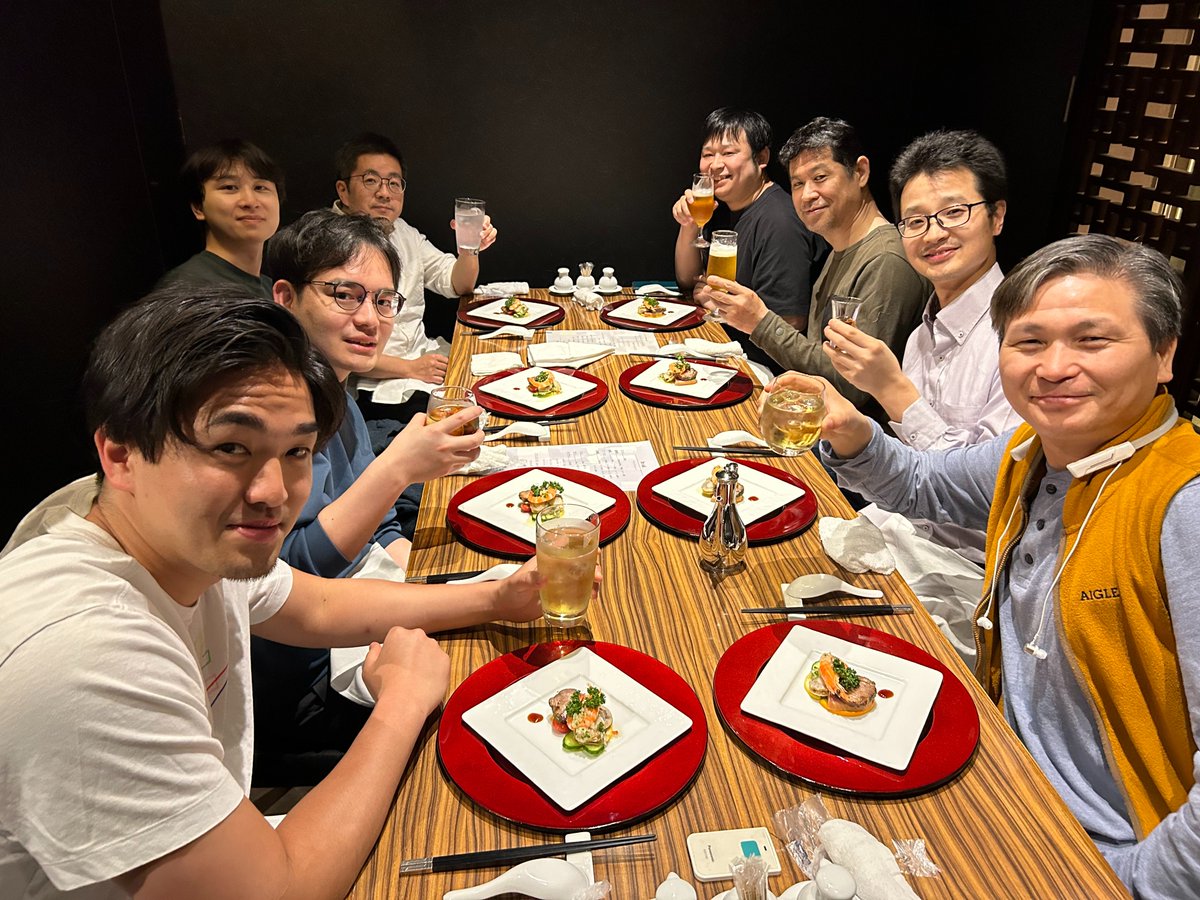 exemjsns's tweet photo. ＃日本エクセム　＃MaxGauge　＃食事会　＃結華楼
昨日（11日）は全体会議でした。
当社では、会議終了後に任意参加で食事会を開催しています。
今回は飯田橋にある結華楼（ユイカロウ）さんと言う中華料理屋が会場でした。
エキゾチックな空間で食べる創作中華はどれもウマウマだった模様です。 https://t.co/XUQuCfefI4