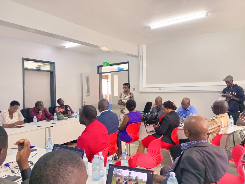 Board members sit down with staff to discuss issues identified during the visit at the Center. It should be noted that improvements made since the last Board visit are very visible. @GNakigudde @olaro_charles @WilliamBazeyo @FatiaKiyange @JacksonOrem @MinofHealthUG