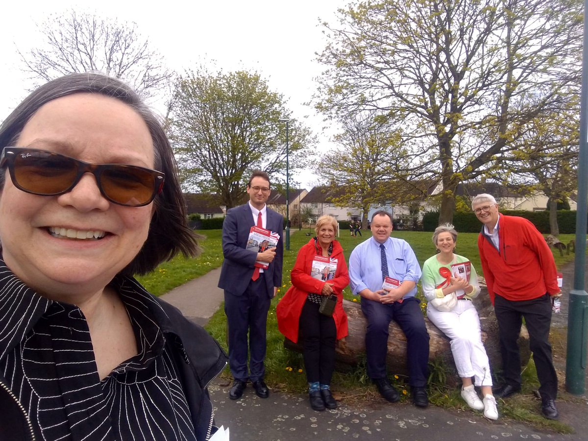 Also had a lovely afternoon in #CliftonEast alongside @ng_labour senior councillors including @CllrDavidMellen @Battlemuch4WW @CllrBarnard @LindaWoodings and Cllr Pavlos Kotsonis. Lovely to chat to local residents and listen to their concerns.