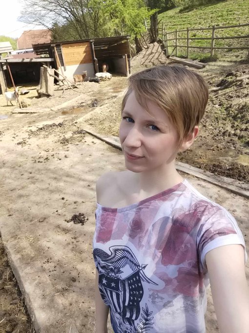 Cette apr&egrave;s midi je laisse tomber le style pour m'occuper d'animaux de la ferme :D #Animal #AnimalRights<a href="/tag/animalrights"class="tags"><span>#animalrights</span></a><a href="/tag/animal"class="tags"><span>#animal</span></a>