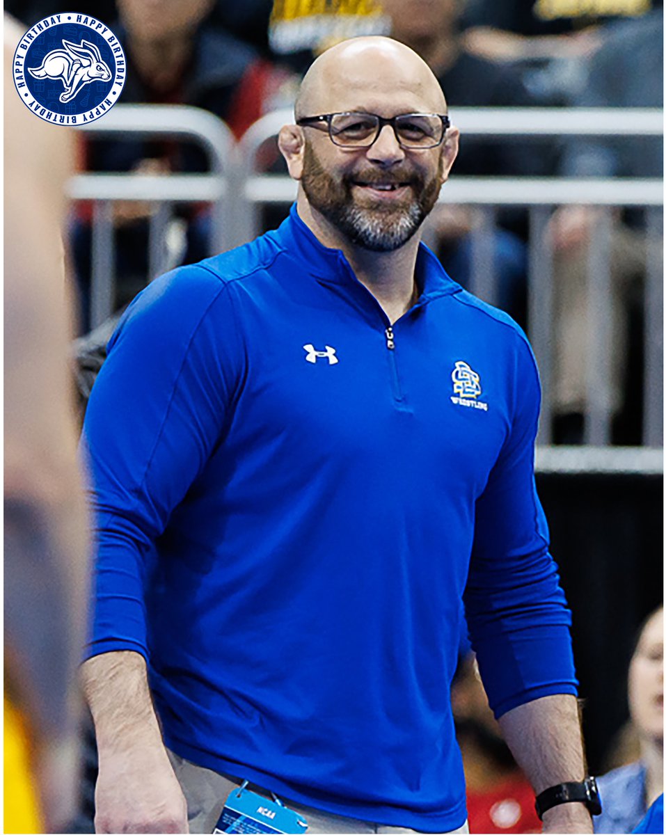 Wishing the happiest of birthdays to head coach Damion Hahn!
#GetJacked