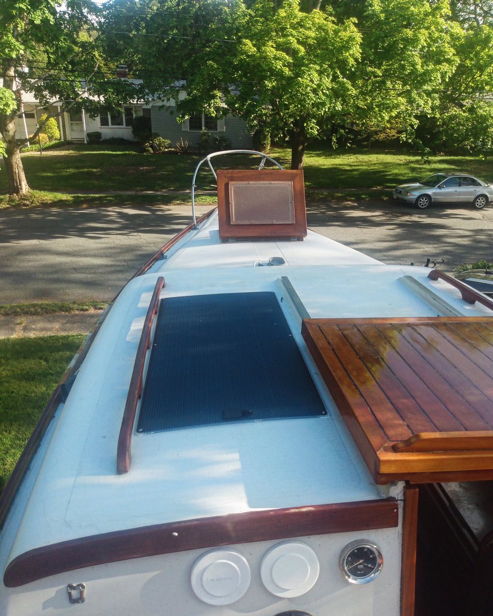 ⛵ Dreaming of sun-soaked voyages on the open water? ☀️ Make your boat trips even more memorable with our reliable solar panels! 

Not only do they provide sustainable energy for your onboard needs, but they also keep you connected to the power of the sun no matter where you