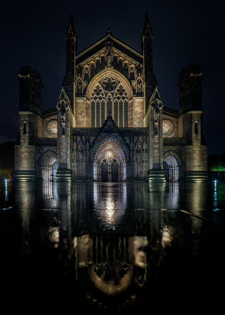 Cathedrals at Night Saturday 11 May, 7 - 9pm We will be opening our doors after hours to welcome in people of all ages to experience and explore our beautiful building! Come along and discover what Hereford Cathedral has to offer: herefordcathedral.org/Event/cathedra… 📷 Ash Mills