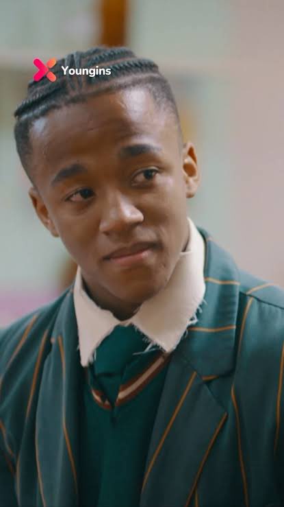 #YounginsShowmax he is killing his role as Mahlatse 😂🔥🔥🔥🔥that fight scene was lit.