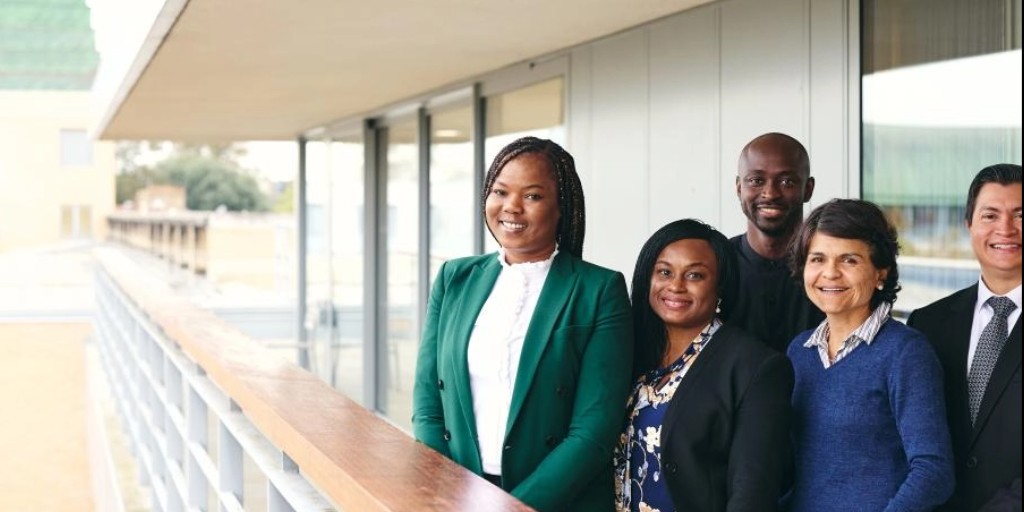 Scholarship applications for the MSc in Global Healthcare Leadership close on April 22nd! The course brings together top experts from the Nuffield Department of Primary Care and Saïd. Limited scholarships are available, see more at: ow.ly/NolI50RbhfT #OxfordMGHL