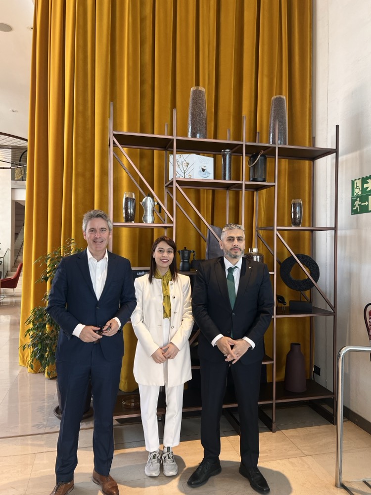 AfricaEuropeFdn's tweet photo. 🤝Together for #OceanDecade24 AEF's Executive Director, Paul Walton and Almotaz Abadi, Deputy Secretary-General @UfMSecretariat joining forces on Ocean and Blue Economy.

🎯Top of our shared agenda: Youth-led blue entrepreneurship; mobilizing blue finance/investment to scale up innovation; and partnering on the Summit of the Future.