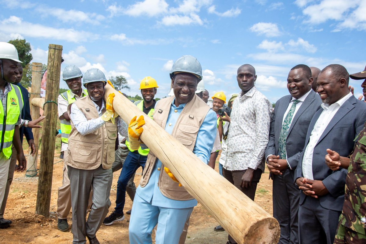 WilliamsRuto's tweet photo. We are addressing the human-wildlife conflict to enhance tourism and guarantee the coexistence of nature and communities adjacent to our parks.

Commissioned the Lariak Forest Wildlife Electric Fence and launched the Human-Wildlife Conflict Compensation Scheme, Rumuruti, Laikipia County.