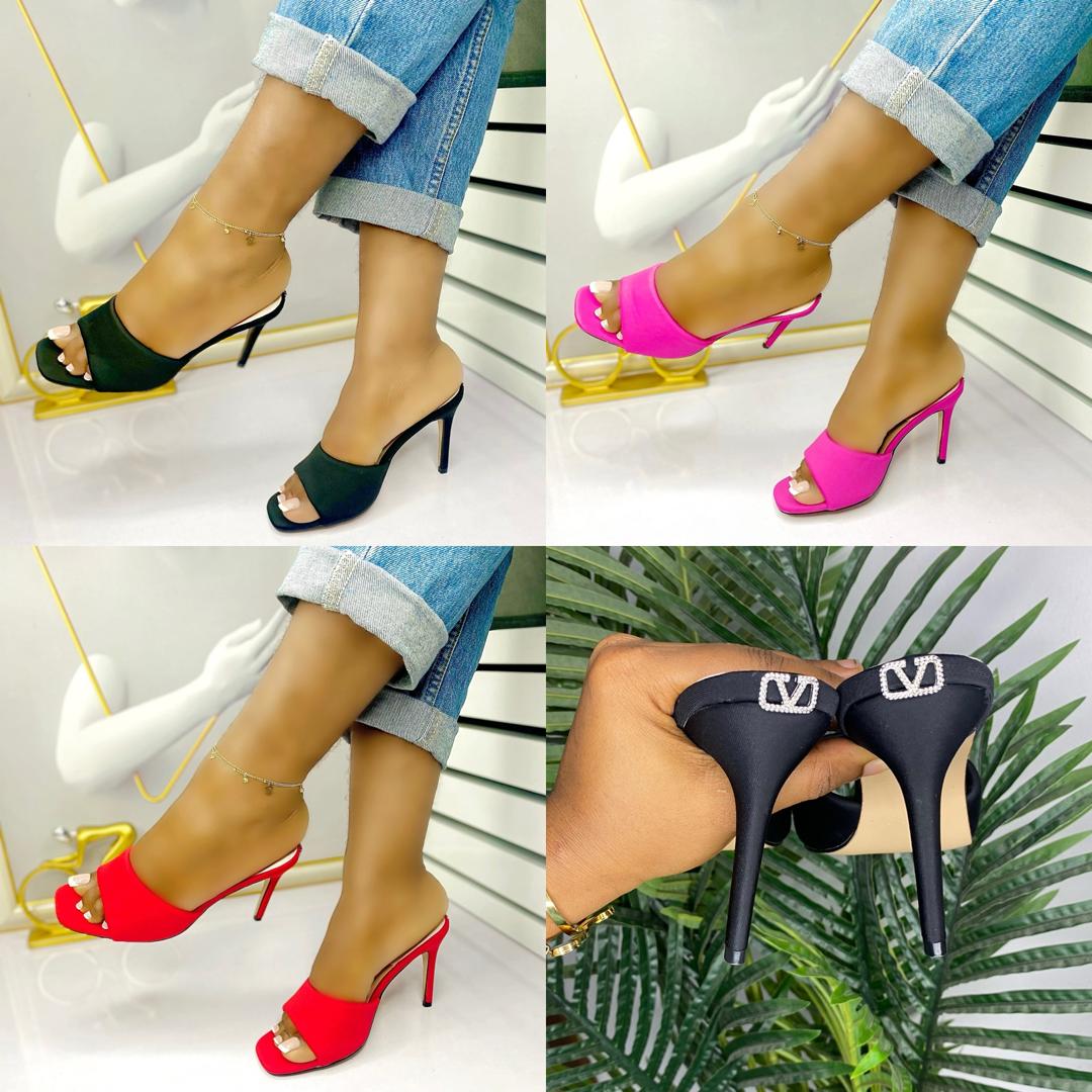 Which of these heels do you want? Size: 37-42 N19,000 Please repost