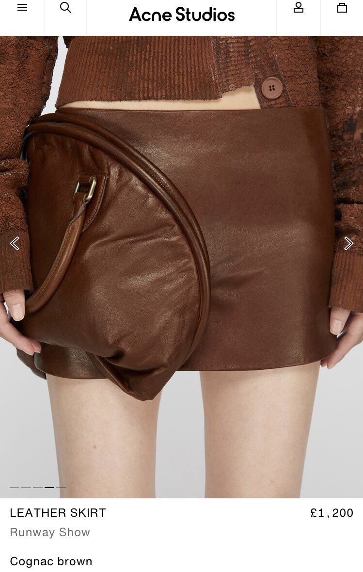 Yes it’s a purse skirt Yes it’s £1200