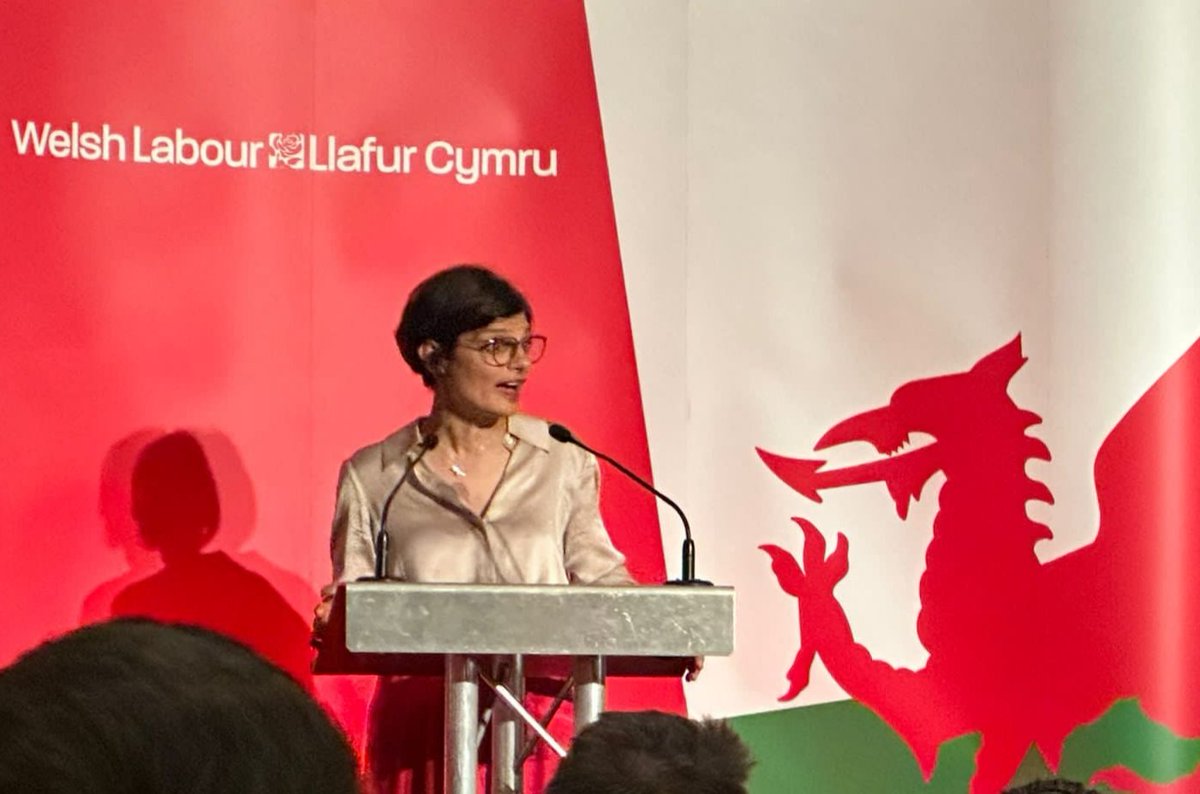 It was an honour and a pleasure to be guest speaker at @WelshLabour gala dinner and fundraiser last night. Great to meet people from so many creative businesses and sports organisations as well as enjoy time with inspirational colleagues. Thanks all! Time for a #GeneralElection