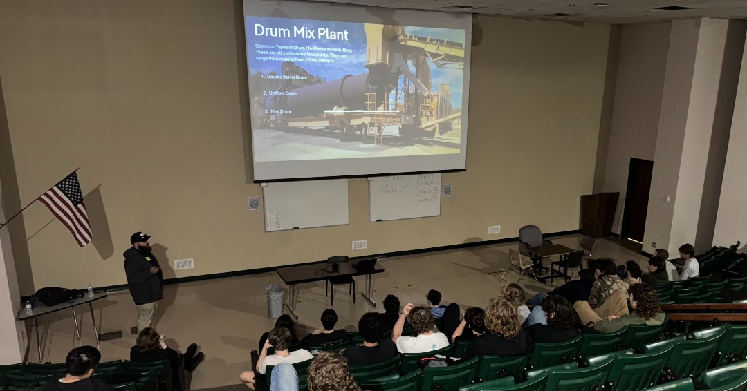 Civil construction students at Pendleton Heights School had the opportunity to learn about Asphalt 101 from QC Area Manager, Brian Carlson. The students were also provided with essential PPE to wear during future plant and project visits. #WorkInRoads #CivilConstructionPathway