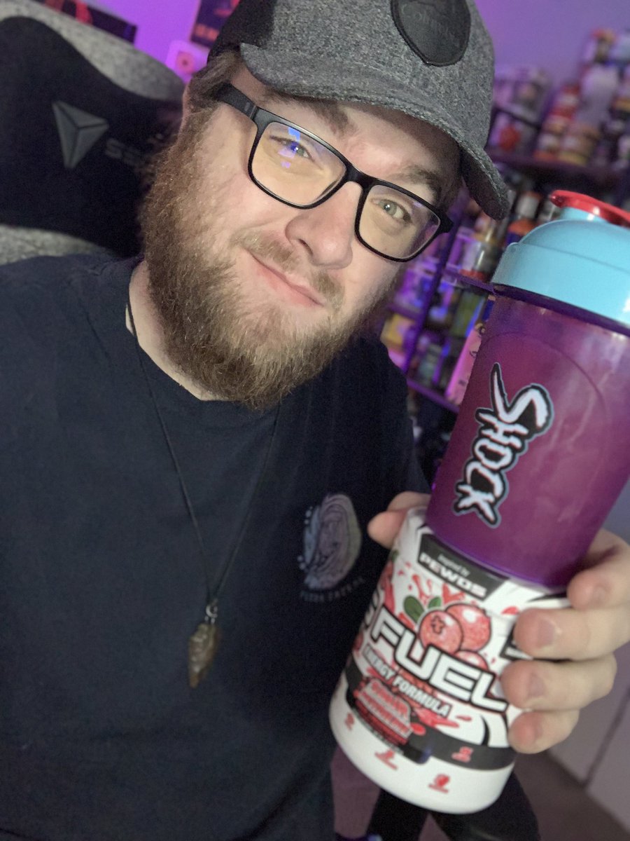Happy Friday fam!🔥💯 Im starting today with some tasty Sour Pewdiepie @GFuelEnergy & just say “Want a Bro Fist?👊 We are live on Twitch and TikTok playing Bloodborne! 🩸 Come get your day started with me!😊
