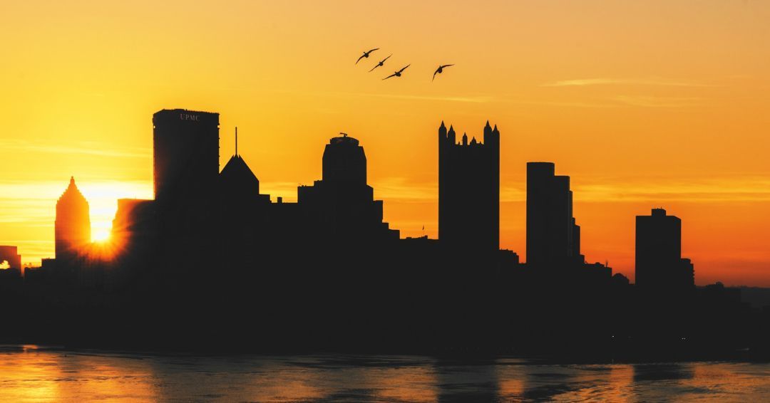 DowntownPitt's tweet photo. Happy 412 Day, Pittsburgh 🖤💛

📸: @DaveDiCello

#DowntownPittsburgh #PGH #412day https://t.co/zf4k1eDkgR