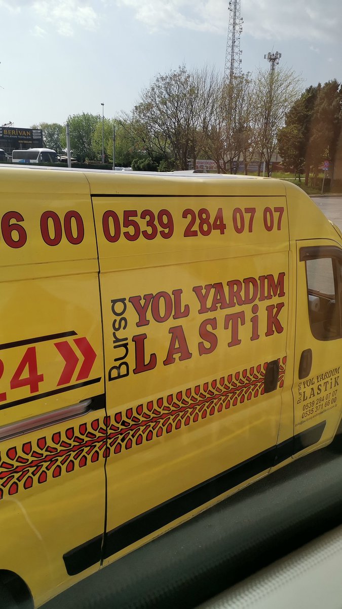 Bindiğim otobüsün tekerinin patlamasına ne demeli şanssızlık denilince zirveyi kimseye bırakmam..