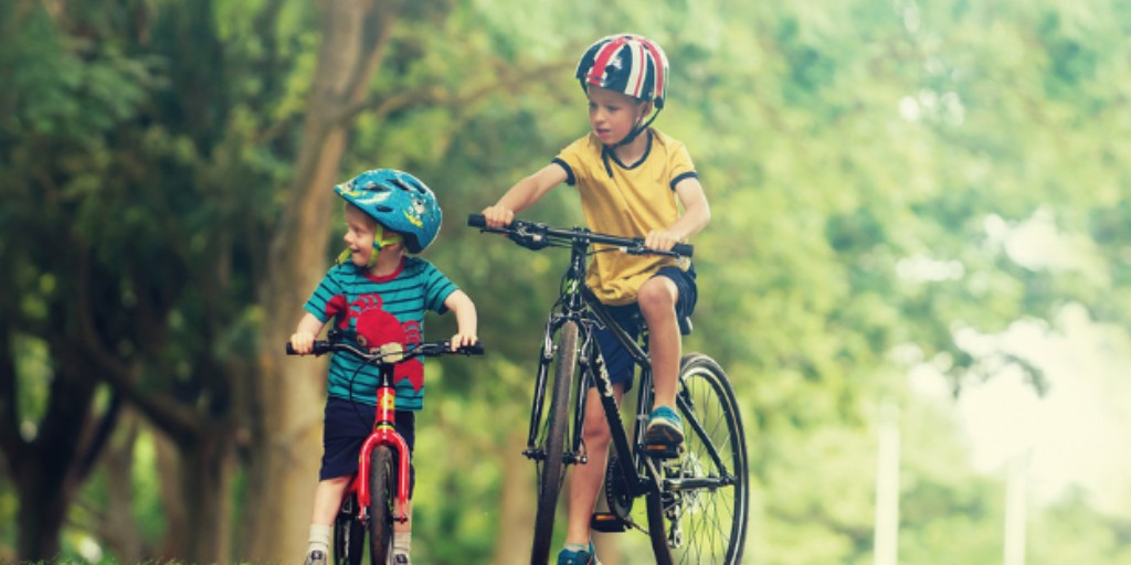 Parents are the key to getting children into active travel 🚲but only 3% of 5 to 16-year-olds cycle to school in England, according to new research...🚴

Find out more about the research: ow.ly/YJ6U50RbaWb