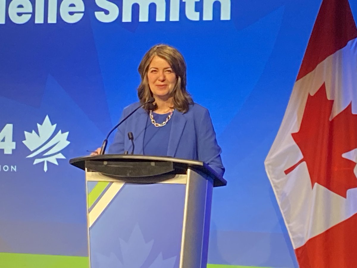 Watching Premier Daniel Smith at the Canada Strong & Free Networking Conference. Huge applause when she mentioned her policies to ban sex-change surgeries and puberty blockers for children. Also for her opposition to legalized drug injection sites, a hair-brained Liberal idea.