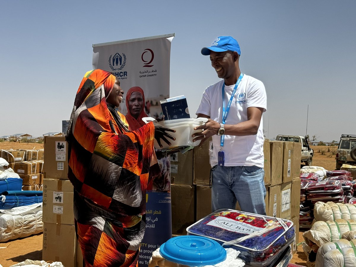 As we kick start the distribution of Core-relief items for 1️⃣2️⃣0️⃣0️⃣0️⃣ Sudanese refugees recently relocated from Adre spontaneous site to Farchana settlement in eastern Chad 🇹🇩, @UnhcrTchad would like to thank @qcharityglobal for their much needed and timely support.