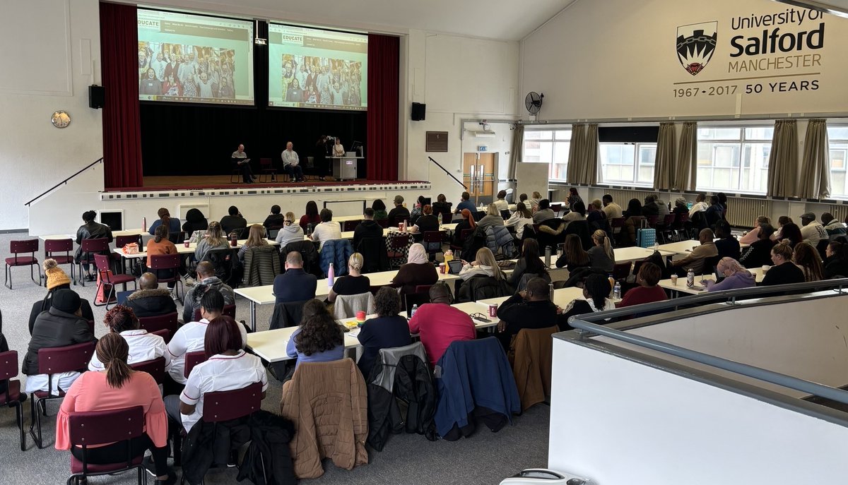 Stockport young and rare dementia team, along with service users and members of local group EDUCATE, recently spoke to @UoS_MHNurs students. Together they discussed lived experience, their diagnostic journey, what support is available, and trying to live well with dementia.