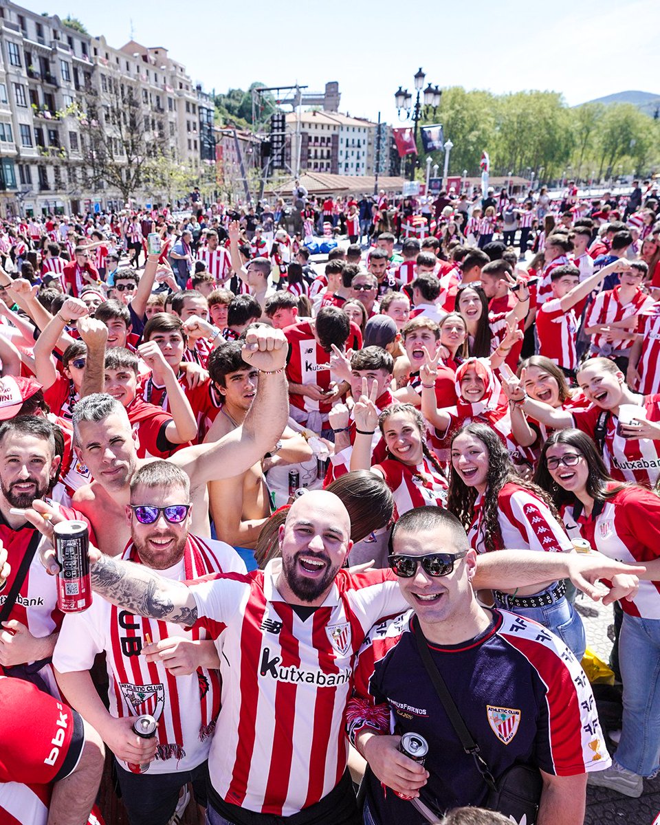 Scenes of Athletic Bilbao celebrating their Copa del Rey win 🏆❤️⚽️ They waited 40 years to throw another Copa del Rey party 🍾 #Merrybet #whereChampionsplay