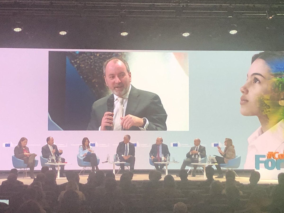 #cohesionforum first Key words on Future cohesion policy post 2027: do more with more budget, prioritize investments, be effective and reaching impact, simplify procedures, face innovation gaps, regional development trap, geographical discontent, EU added value, MLG place based