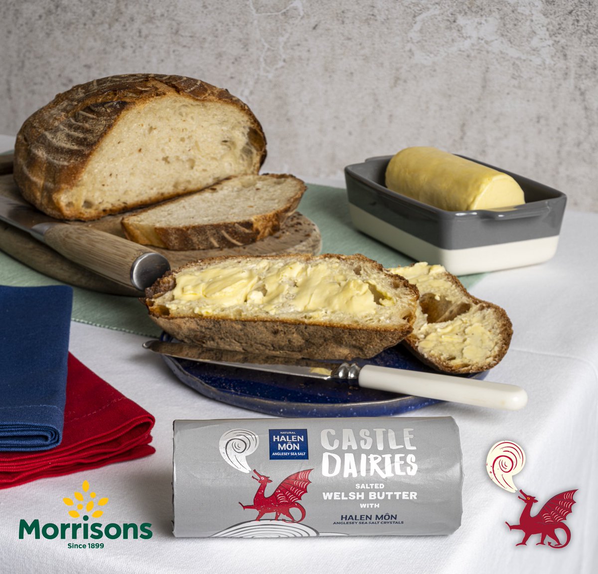 📣Calling all @Morrisons shoppers in Baglan Moor, Cwmbran, Llanelli, Rhyl & Aberystwyth Parc y Llyn… you can now find our Halen Môn salted butter roll on shelves from today. Pick up a pack this weekend & see how tasty our butter really is🏴󠁧󠁢󠁷󠁬󠁳󠁿🧈 #castledairies #morrisons