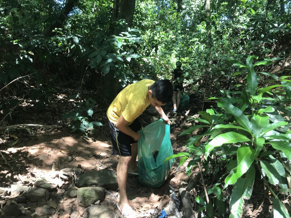 Ningún niño o niña es responsable del cambio climático. Sin embargo sestán tomando acciones por un futuro limpio y sostenible para todos.🌎 ¿Cómo podemos ayudar? Reciclar / reutilizar ♻️ Caminar / Ir en bicicleta 🏃‍♀️🚲 Ahorrar energía🔌 Alzar la voz e invitar a otros a sumarse 📢