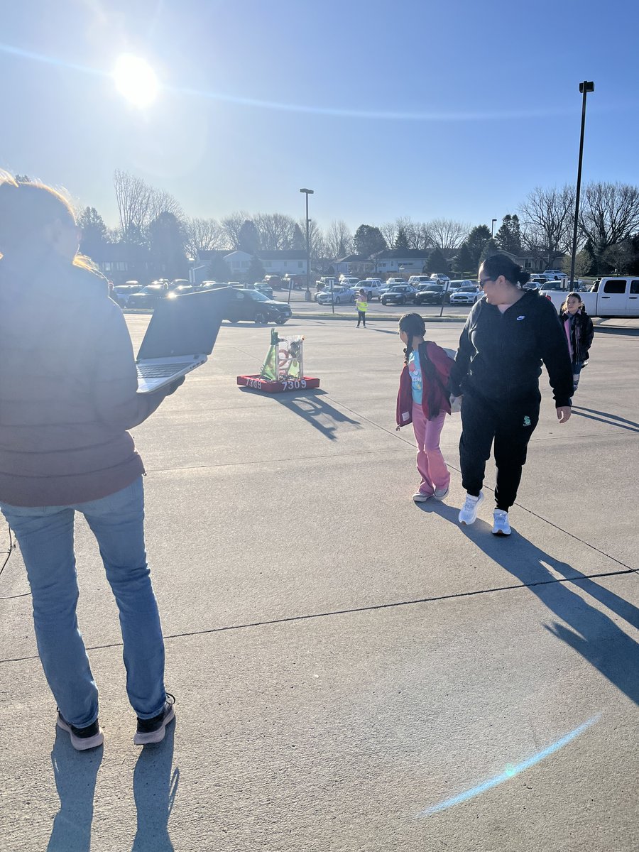 Storm Lake Elementary tweet media