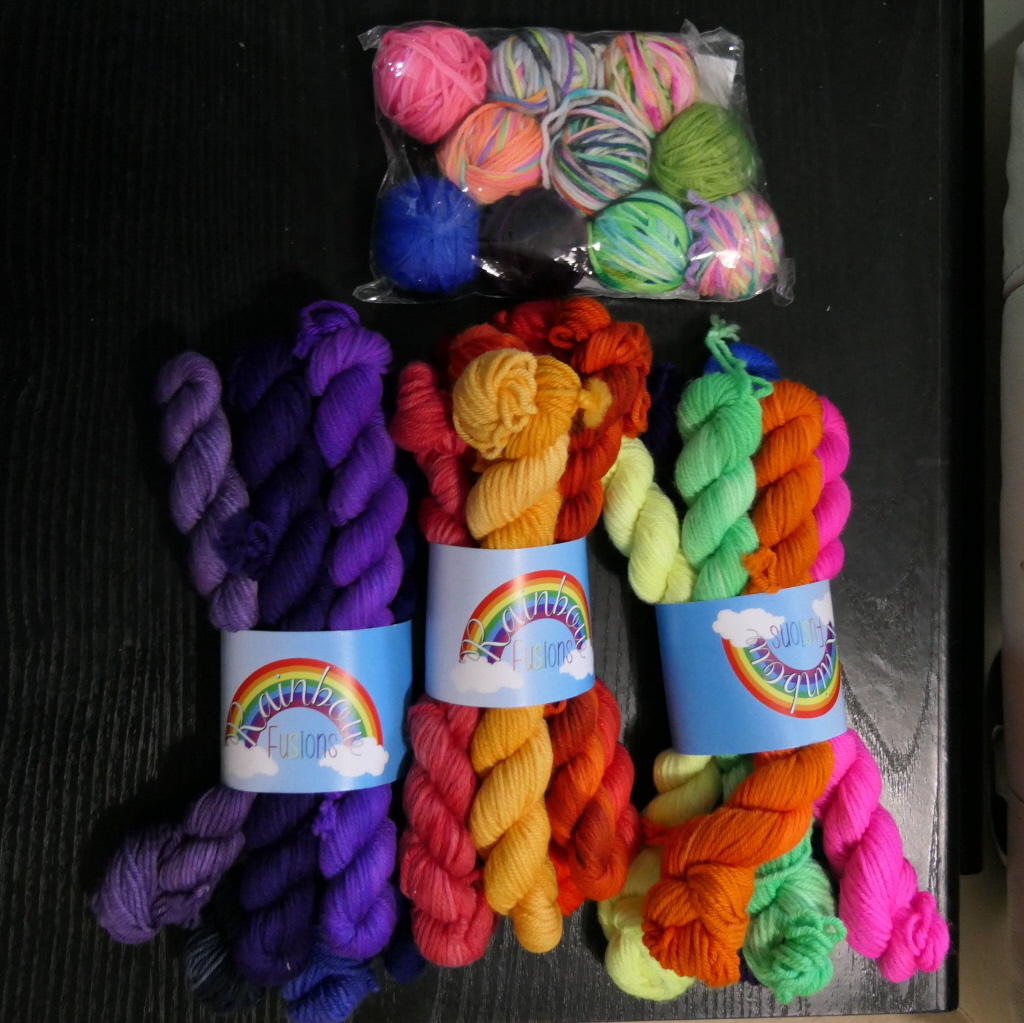 LizLovick's tweet photo. Fabby parcel from @rainbowfusions including these DK minis and bits. Nothing like random colour to get the creative juices flowing.
#wip #knittersofinstagram #yarn #usingstash #workinprogress #amknitting #handknitting #craft #knittinginspiration #northernlace #orkney #crafty … https://t.co/XQKLRNclU1