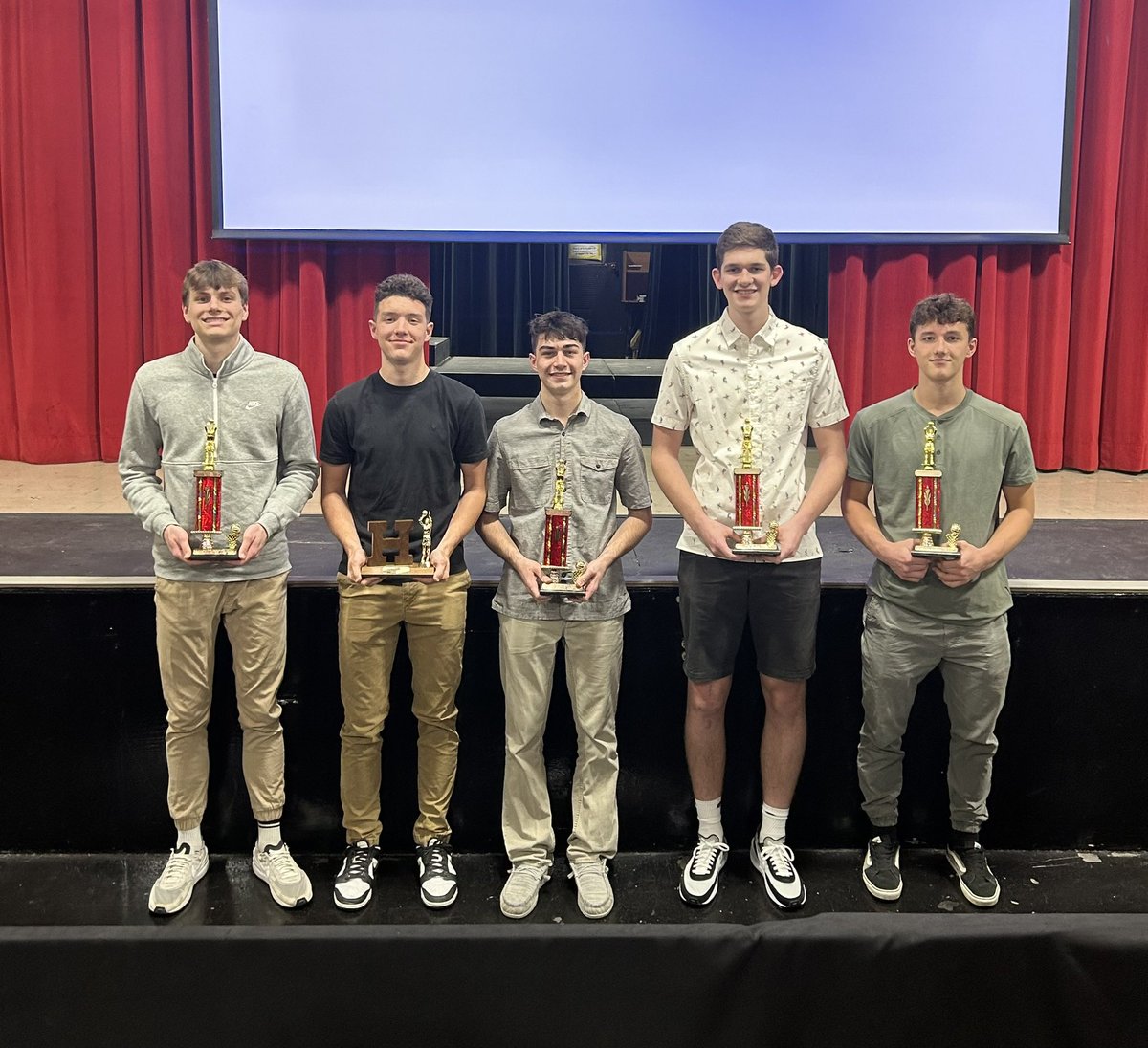 Boys Basketball Awards Banquet‼️🏀🏆 Congratulations Hawks on an amazing season finishing as the 2024 Div. IV State Runner-Ups! #GoHawks 🦅