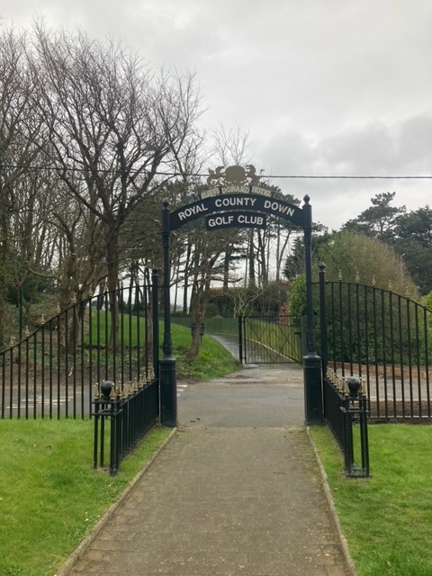 We're in Northern Ireland with Classic Coaches outside the Slieve Donard Hotel📍

The hotel next to Royal County Down Golf Course will host the 2024 Amgen Irish Open Golf Championship in September, highlighting how important the coach industry is for events and tourism in the UK.