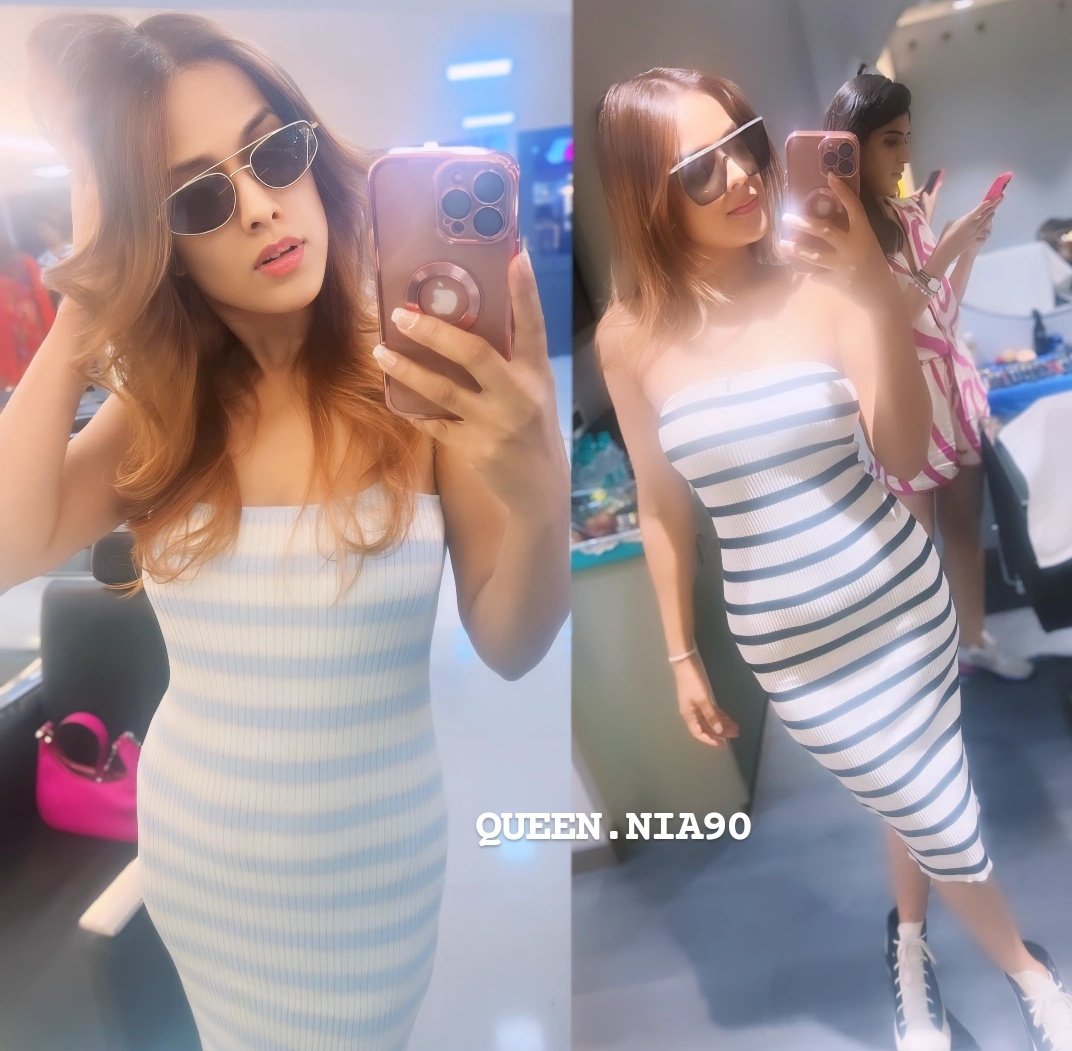 New selfie 🤳with a new journey🌹
@Theniasharma ♥️

#NiaSharma #NiaSharma𓃵
#BossLadyNiaSharma
#maNIAcs