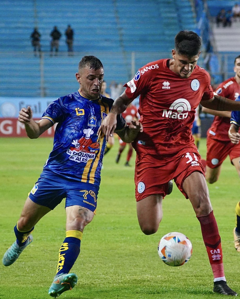 🔵🔵 @DelfinSC empató 1-1 de local ante #Belgrano por la segunda fecha de la fase de grupos de la CONMEBOL @Sudamericana.