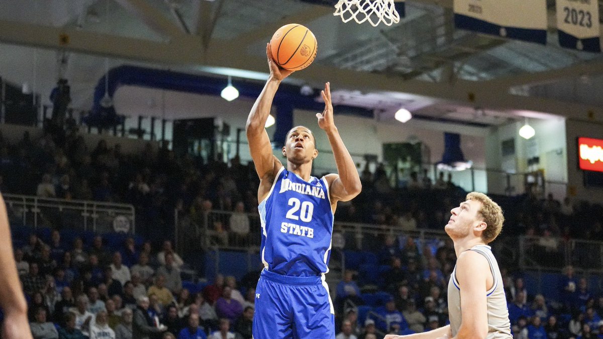 𝙉𝙀𝙒𝙎: Indiana State transfer Jayson Kent will begin his visit to #Texas today, he tells @247Sports. #HookEm The Longhorns will also be hosting Kent's former teammate Julian Larry this weekend. STORY | 247sports.com/college/basket…