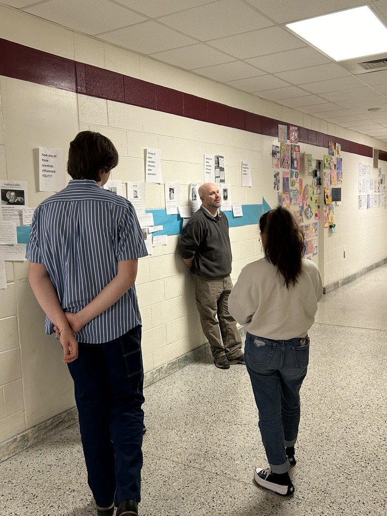 BCCI/BCMC/BCEC students in Mr. Copeland's class are working together to identify connections between scientists and history. #interdisplinary #BCCI #BCEC #BCMC #Innovativeschool #PublicSchoolProud