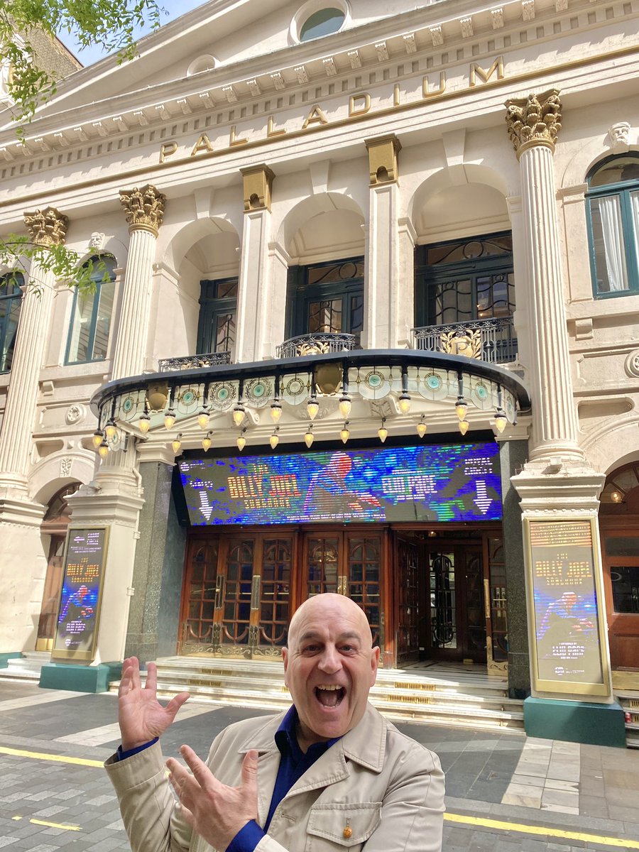 Four words… THE LONDON PALLADIUM TONIGHT! 💥💫🍾🎹❤️ . . . . . . . . . . @LondonPalladium #TheBillyJoelSongbook #BillyJoel @billyjoel