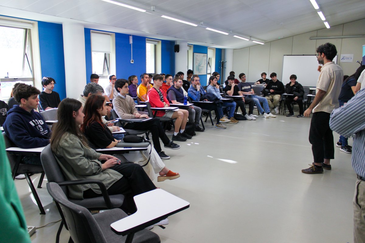 ¡Gran jornada de aprendizaje! Muchas gracias a todos los que asistieron a las diferentes master classes que llevamos a cabo con motivo del #WorldQuantumDay⚛️🇪🇸. 👀Atentos a nuestras redes que pronto anunciaremos más actividades.