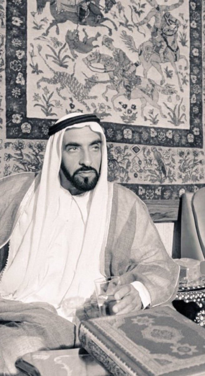 روح و ريحان و جنات نعيم 🤲🏽🌹 سمح المحيا ، ابونا الشيخ زايد بن سلطان، رحمة الله عليه. Our father, Sheikh Zayed bin Sultan Al Nahyan. His visionary leadership and deep compassion shaped our nation. As an Emirati, I deeply miss his presence. His enduring wisdom continues to…