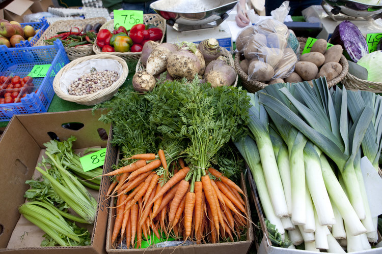 Its the Farmers Market 🥰Saturday 13th April, come and get your fresh produce here at the original supermarket. Serving our community for over 25 years. 9am to 1.30pm Plus, we have all our other independent businesses open and the Saturday Market too. #farmersmarket #bath #market