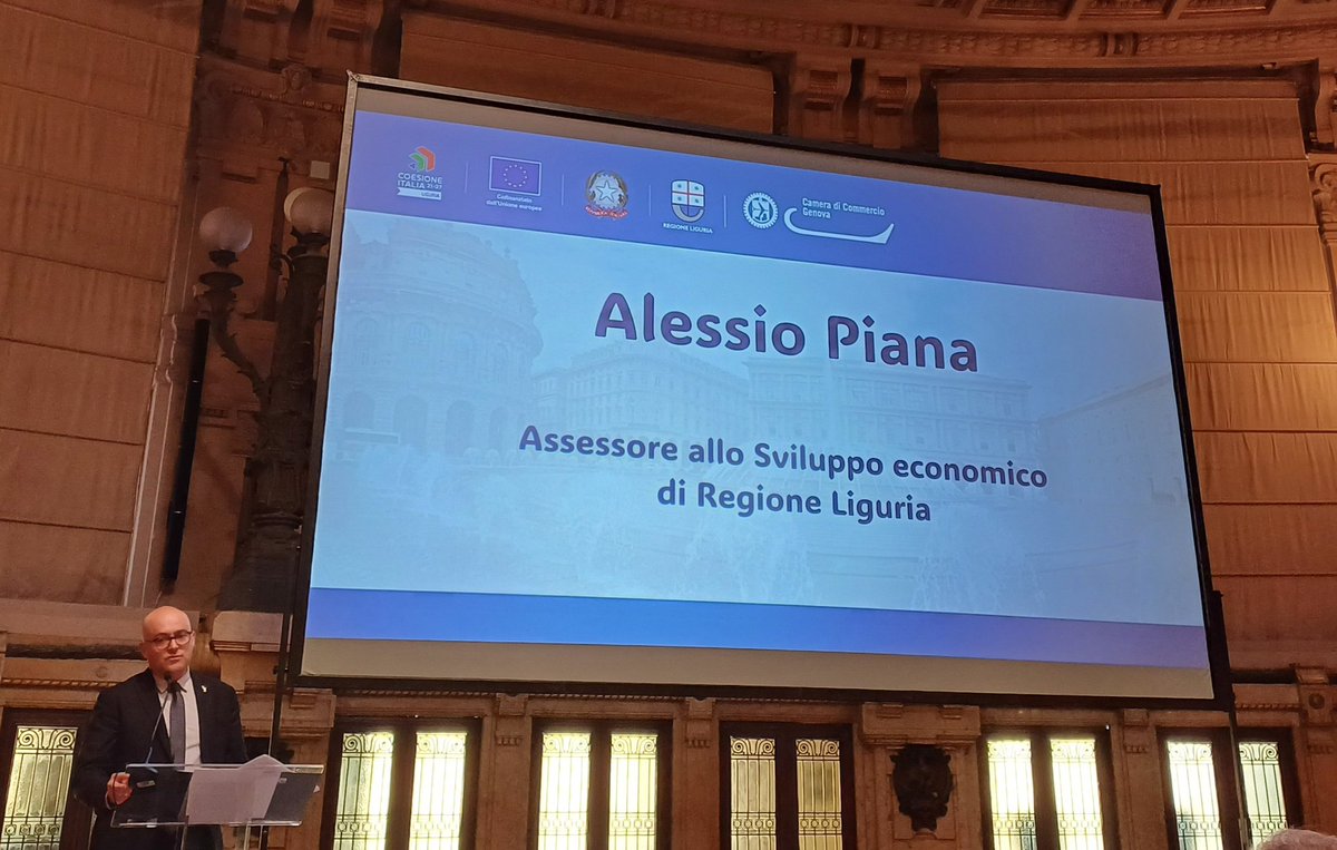 ConfesLiguria's tweet photo. All'iniziativa di @RegLiguria per le imprese del #commercio e #artigianato con @alessiopiana1 @ScajolaM #AugustoSartori https://t.co/QafZAqfv3U