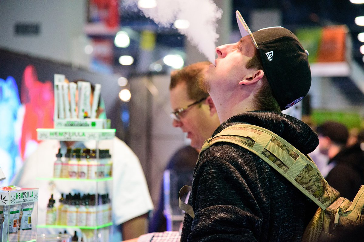 E-cigarettes considered a health risk - German medical societies call for a ban on #flavors in #ecigarettes. #Lung research is one of the main research areas of the CPI. With our expertise, we constantly contribute to protecting the health of the population. As indications that…