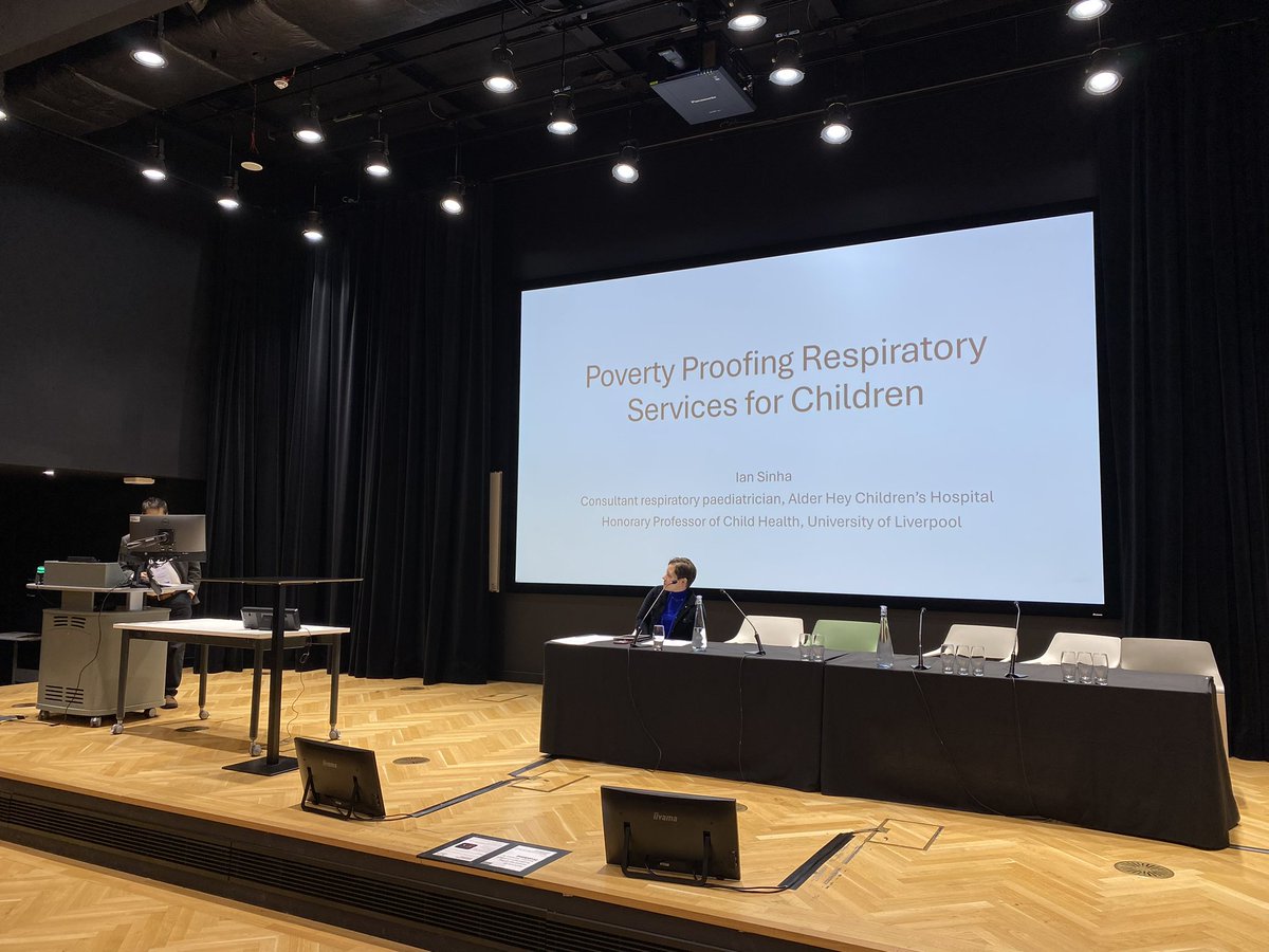 LondonPaedResp's tweet photo. Dr Ian Sinha discussing poverty proofing respiratory services for children in the UK

#paedresp2024 https://t.co/xMrTQWb5XV
