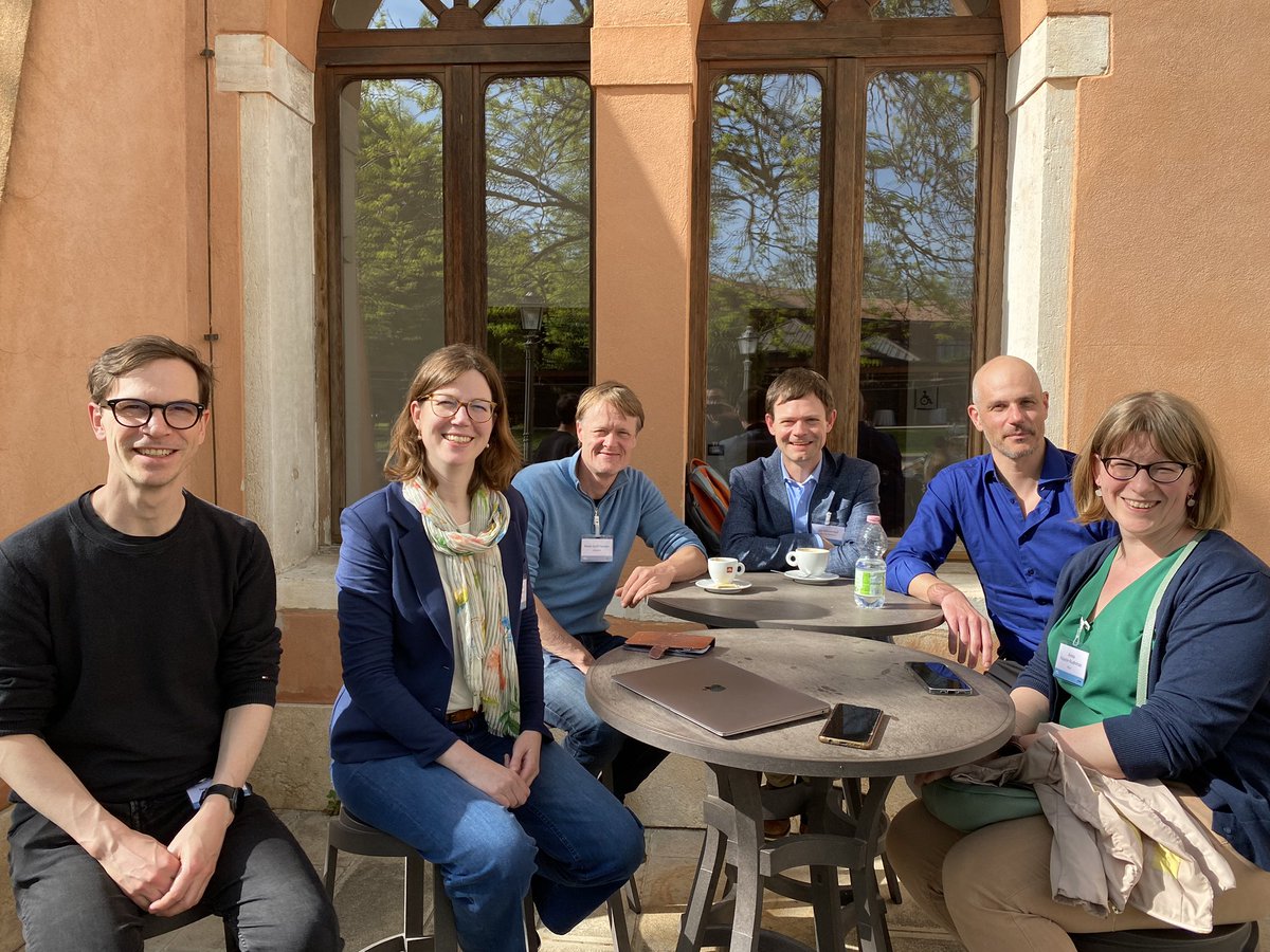 #embosignaling24 It has been such a pleasure to organise the EMBO workshop on Pathogen Immunity & Signaling together with this great group of people: @iannaconelab @gyrd73 @NicolasManelLab @KajasteLab and Jan Rehwinkel. To be repeated!