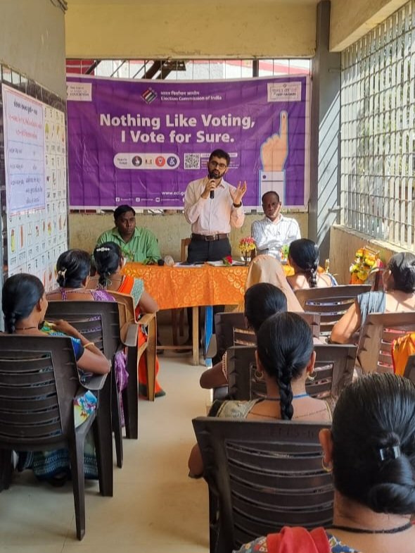DDO Valsad tweet media