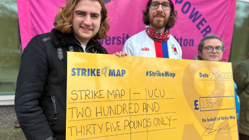 strike_map's tweet photo. Join your local #StrikeClub
Raise money for strikers
Build local solidarity
Work with trades councils and local union groups
Sign up here: https://t.co/Cxh7fIIb7v
#StrikeMap #Solidarity #Strikes #StrikeWave https://t.co/rZ6kiGuVed